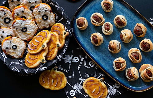 3 einfache vegane Halloween Snacks mit Pizzateig