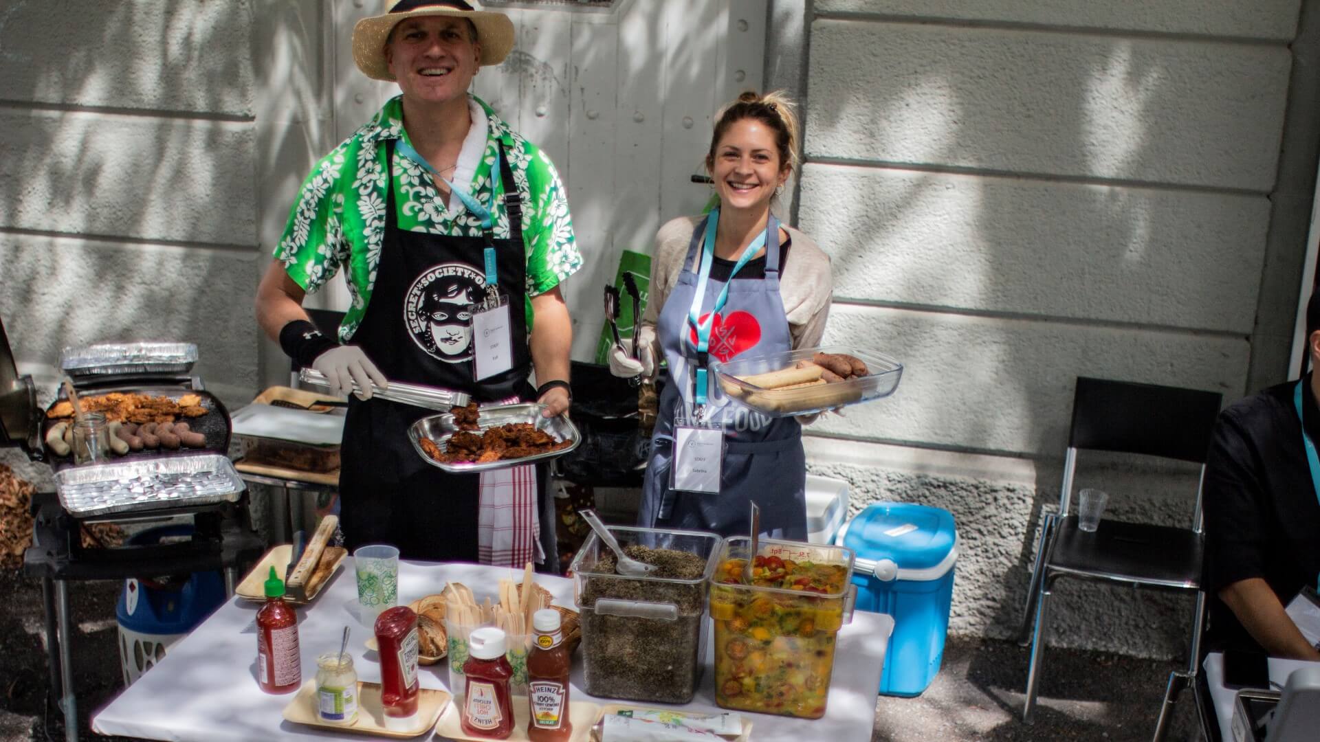 Wir feiern bis der Grill brennt