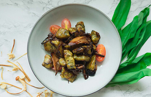 Vegane Bärlauch Gnocchi mit Pilzen