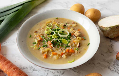 Vegane Bündner Gerstensuppe