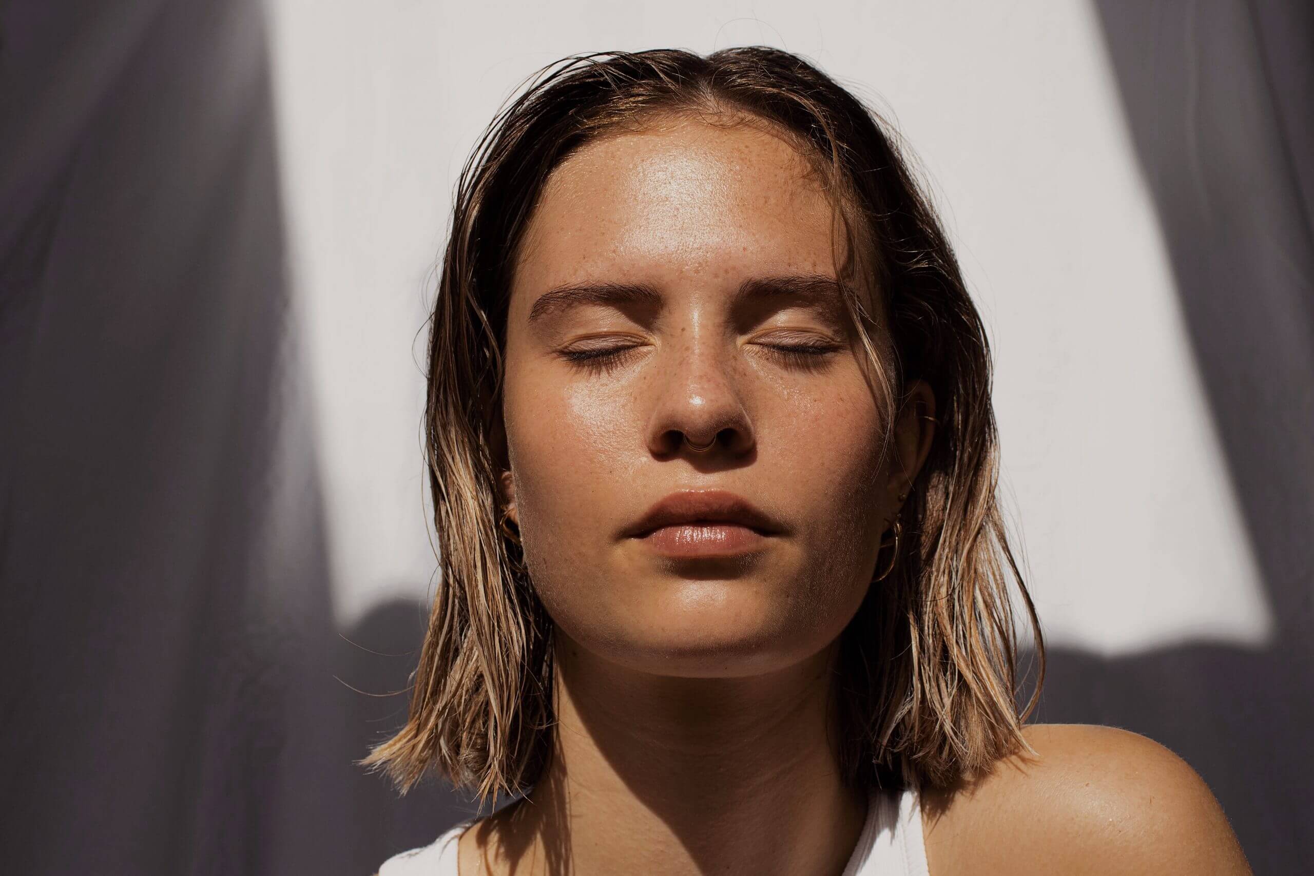 Die perfekte Sommerpflege für gesunde Haut und glänzendes Haare