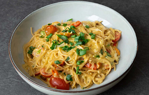Vegane Kokos-Tomaten Spaghetti