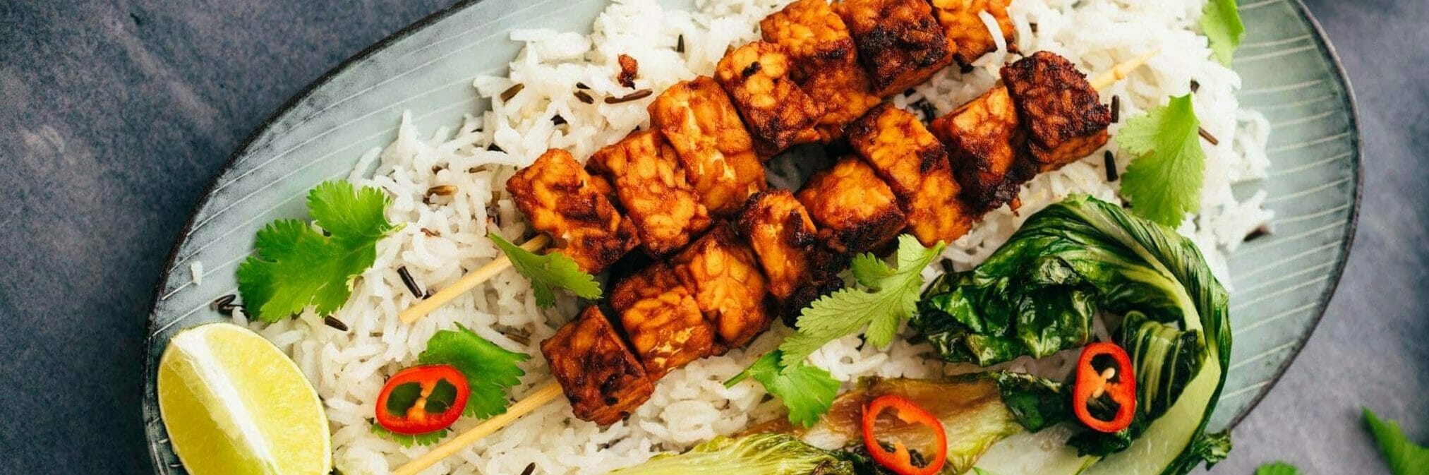 10 Lebensmittel die du als Veganer*in (neu) kennen lernst