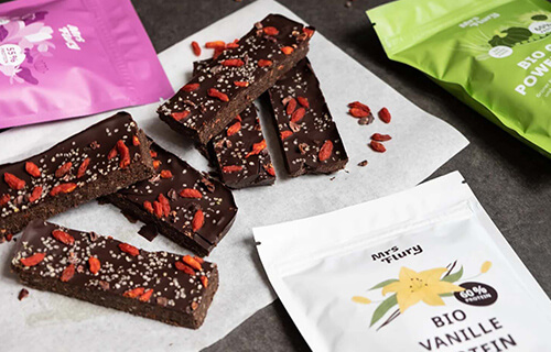 Fruchtiger veganer Proteinriegel
