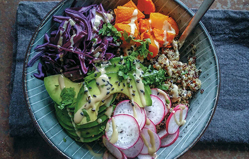Vegane Quinoa-Powerbowl