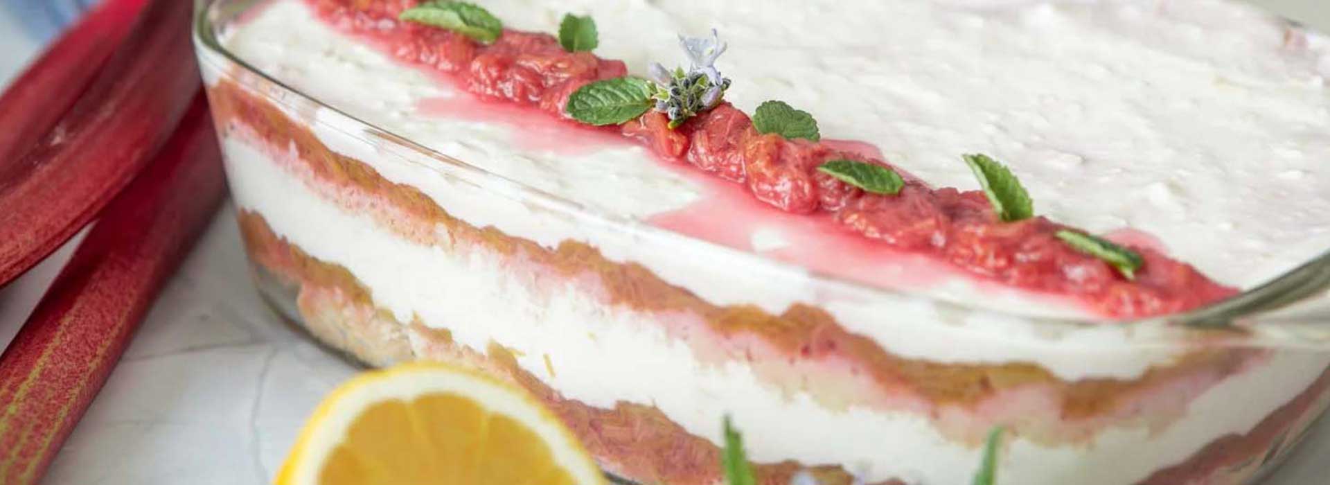 Veganes Rhabarbertiramisu