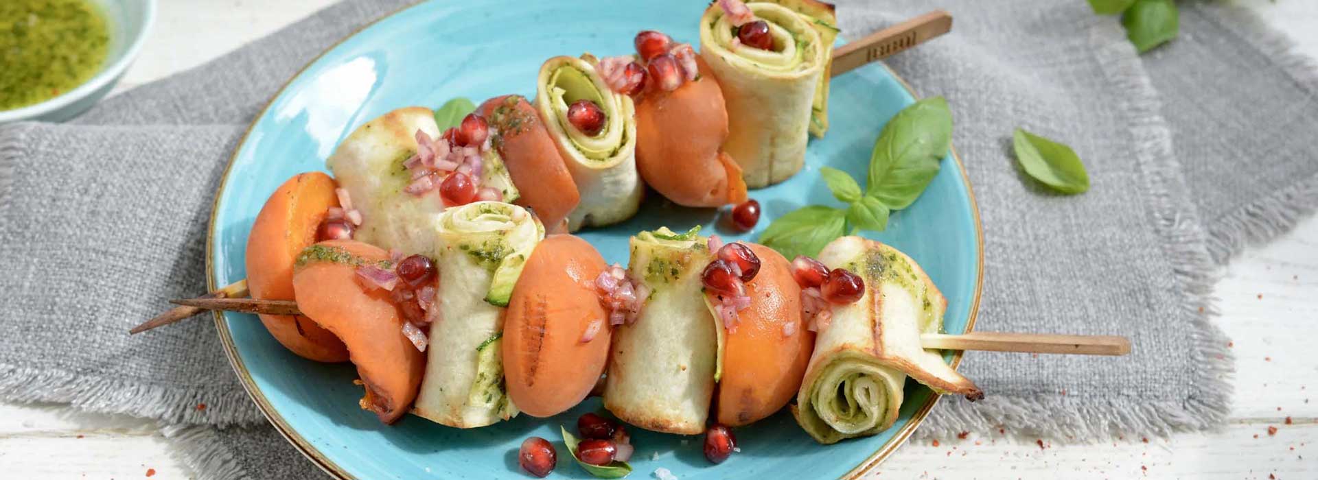 Vegane Zucchetti-Aprikosen-Tortilla-Spiessli
